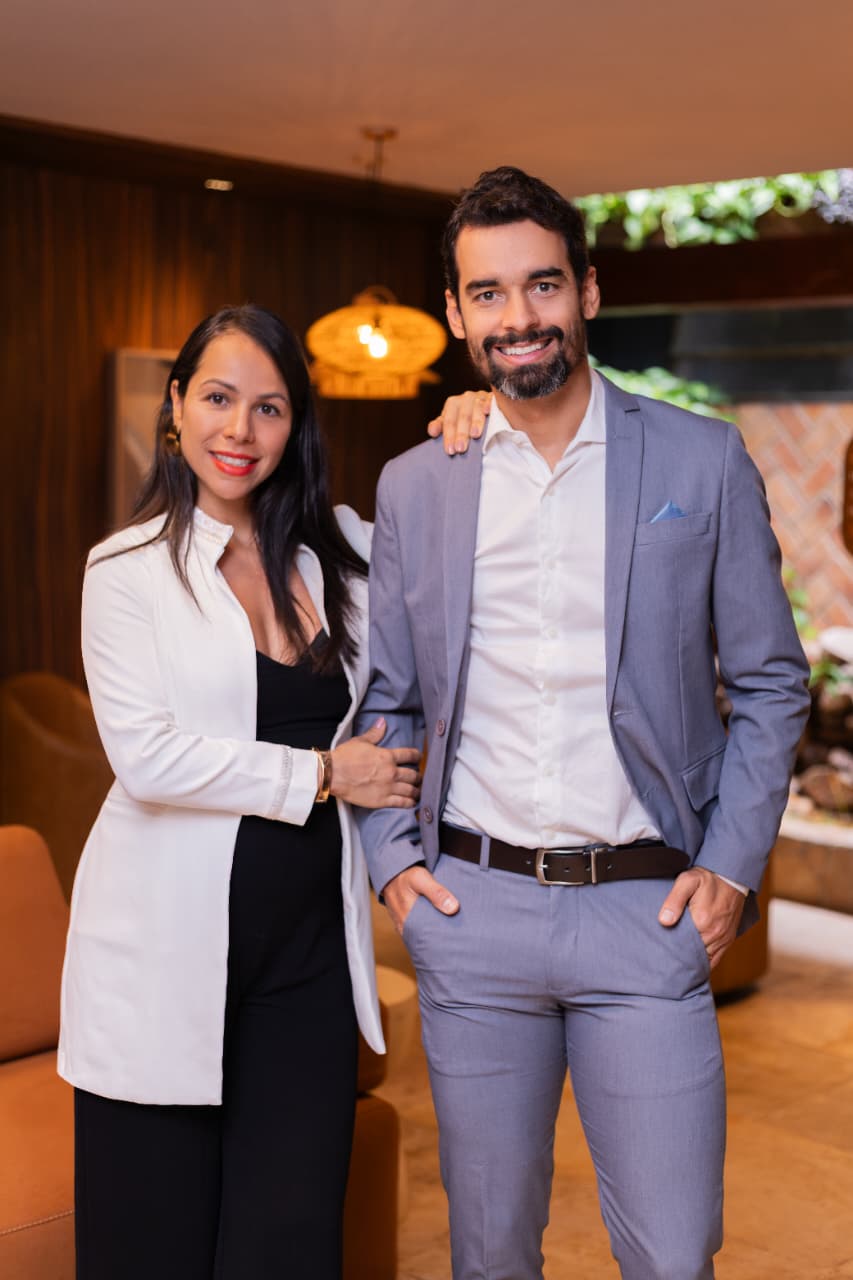 Nayara Lara e Pedro Parreira